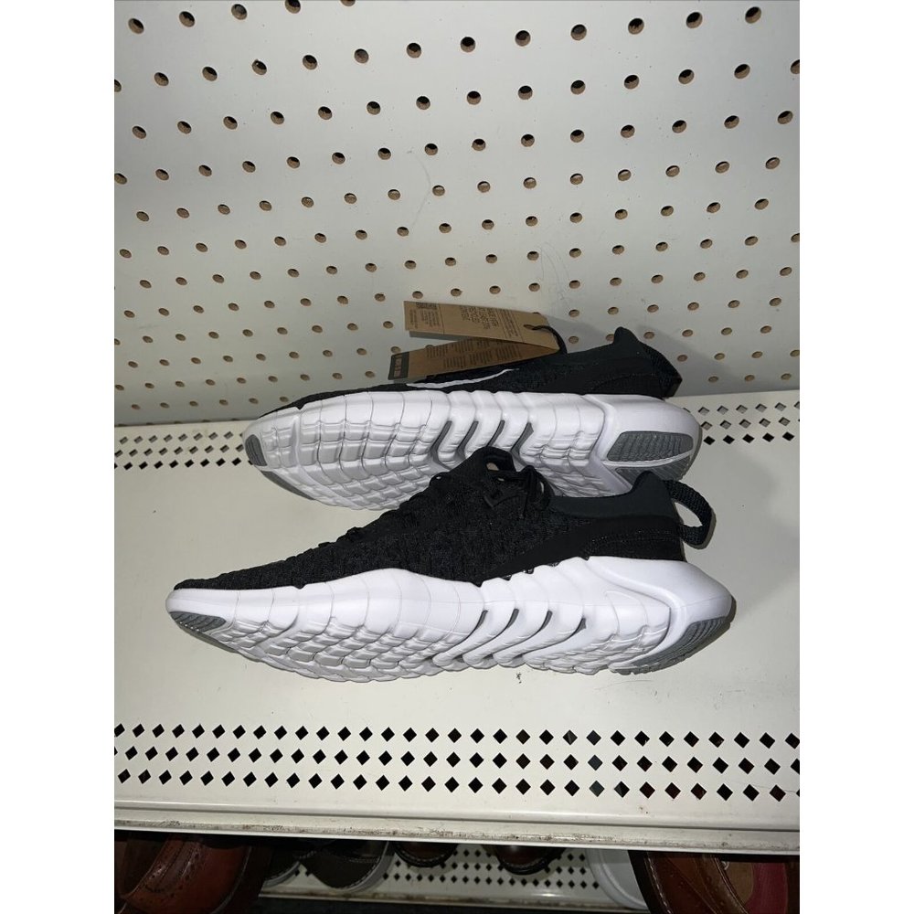 Nike Free RN 5.0 Next Nature Womens Athletic Running Shoes Size 8 Black White - Picture 6 of 8